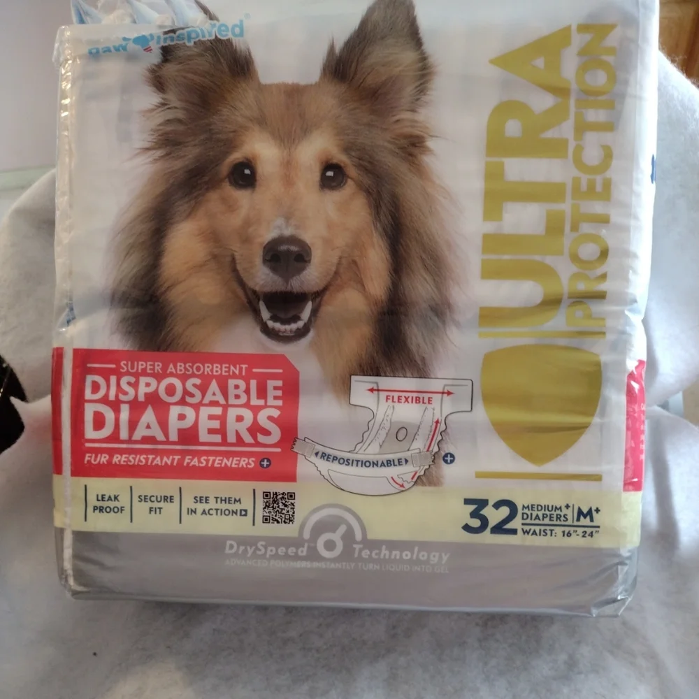 Paw Inspired NWT 31 ct Disp Dog Diapers Female Med + Waist 16-24